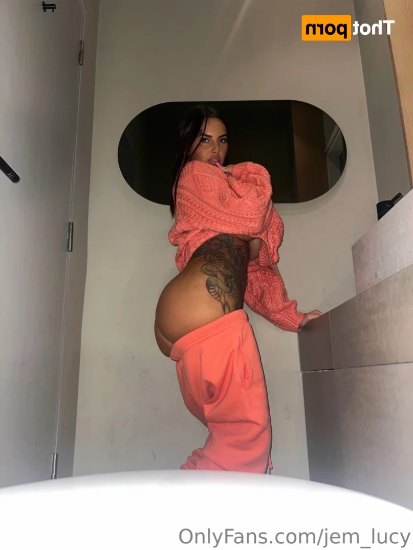 J E M M A L U C Y 🖤 [ jemlucy ] Onlyfans leaked photo 13359534 on Hotleaks.tv