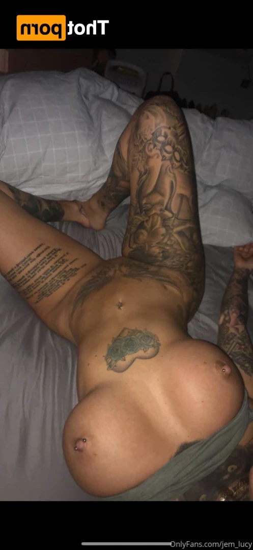 J E M M A L U C Y 🖤 [ jemlucy ] Onlyfans leaked photo 13456999 on Hotleaks.tv