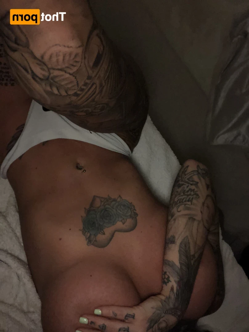 J E M M A L U C Y 🖤 [ jemlucy ] Onlyfans leaked photo 13592698 on Hotleaks.tv
