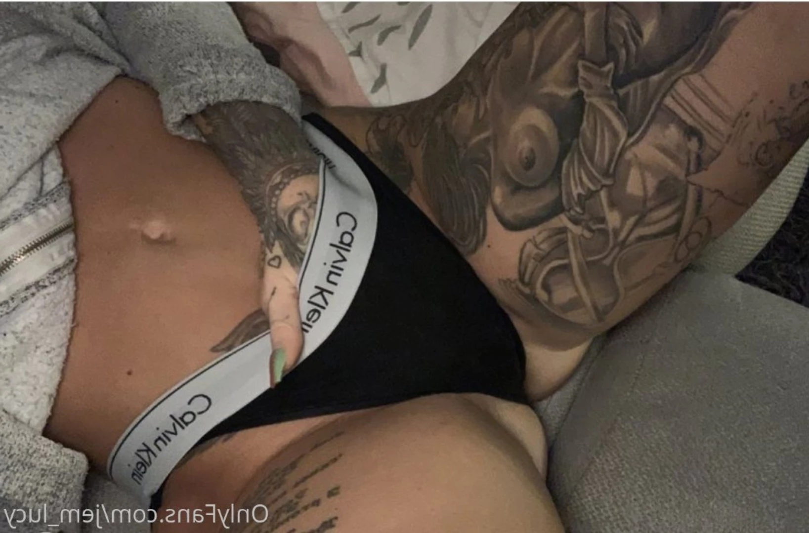 J E M M A L U C Y 🖤 [ jemlucy ] Onlyfans leaked photo 13870673 on Hotleaks.tv