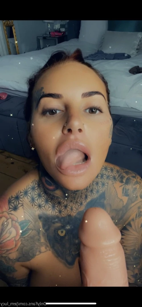J E M M A L U C Y 🖤 [ jemlucy ] Onlyfans leaked photo 13911858 on Hotleaks.tv