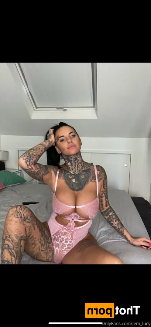 J E M M A L U C Y 🖤 [ jemlucy ] Onlyfans leaked photo 14138654 on Hotleaks.tv