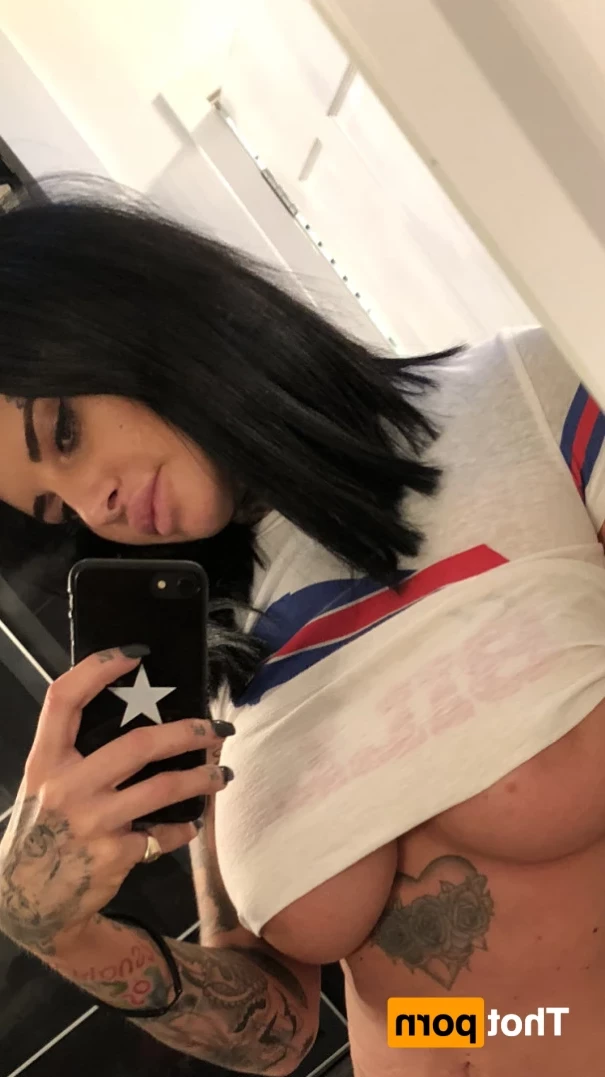J E M M A L U C Y 🖤 [ jemlucy ] Onlyfans leaked photo 15192243 on Hotleaks.tv