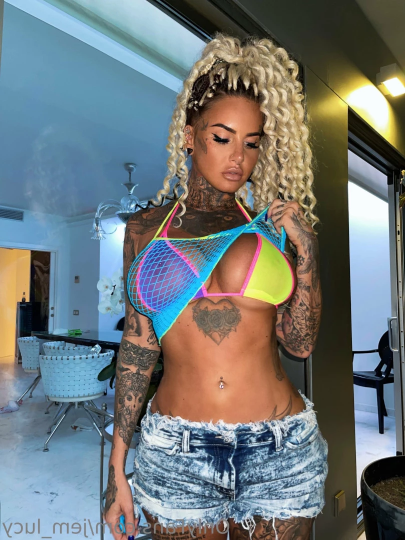 J E M M A L U C Y 🖤 [ jemlucy ] Onlyfans leaked photo 16057399 on Hotleaks.tv