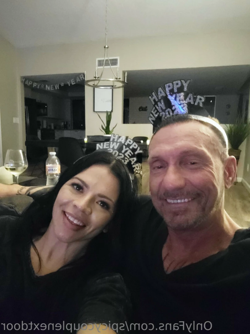 Spicy Couple Next Door [ spicycouplenextdoor ] Onlyfans leaked photo 13019331 on Hotleaks.tv