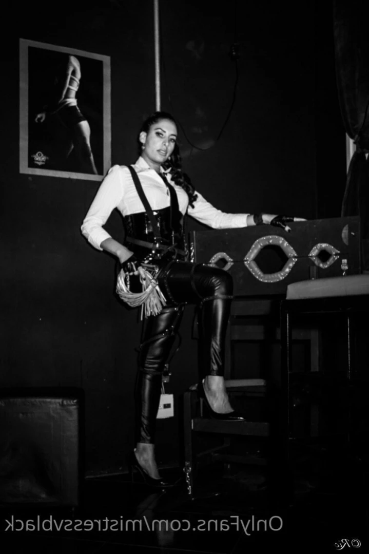 Mistress V Black [ mistressvblack ] Onlyfans leaked photo 11033642 on Hotleaks.tv