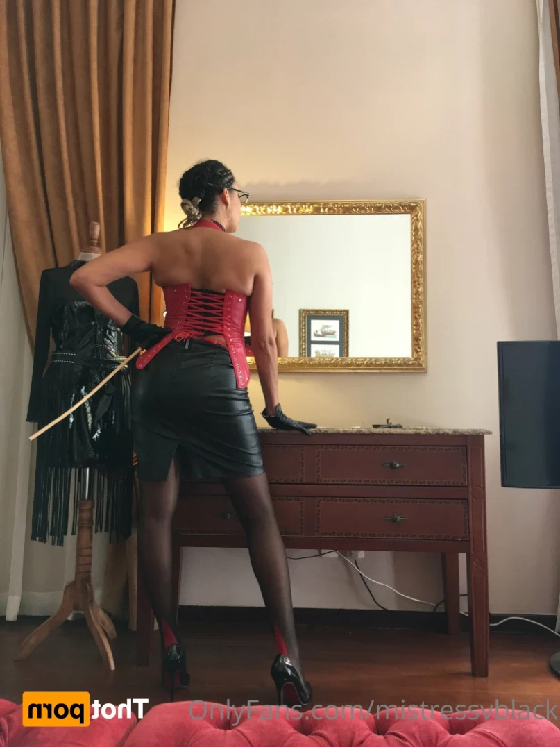 Mistress V Black [ mistressvblack ] Onlyfans leaked photo 15673392 on Hotleaks.tv