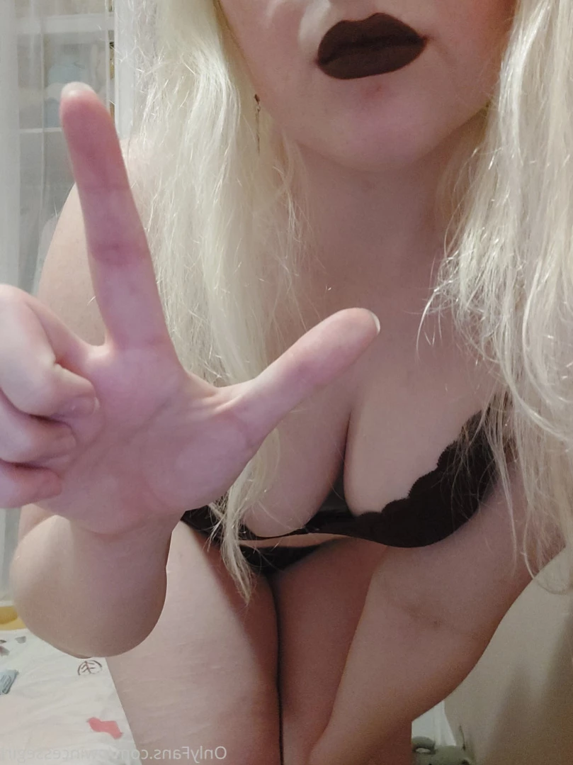 Emily [ pwincessegirl ] Onlyfans leaked photo 14877420 on Hotleaks.tv