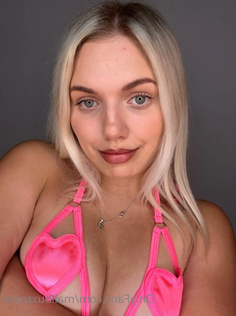 Rose🌹 [ wegfiiqvfvifiw ] Onlyfans leaked photo 12178944 on Hotleaks.tv