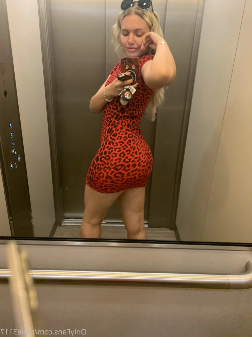 Rose🌹 [ wegfiiqvfvifiw ] Onlyfans leaked photo 15739456 on Hotleaks.tv