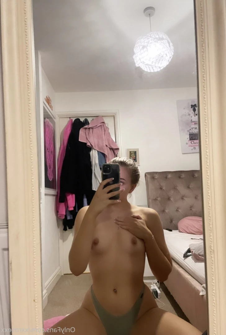 Rose🌹 [ wegfiiqvfvifiw ] Onlyfans leaked photo 16396654 on Hotleaks.tv