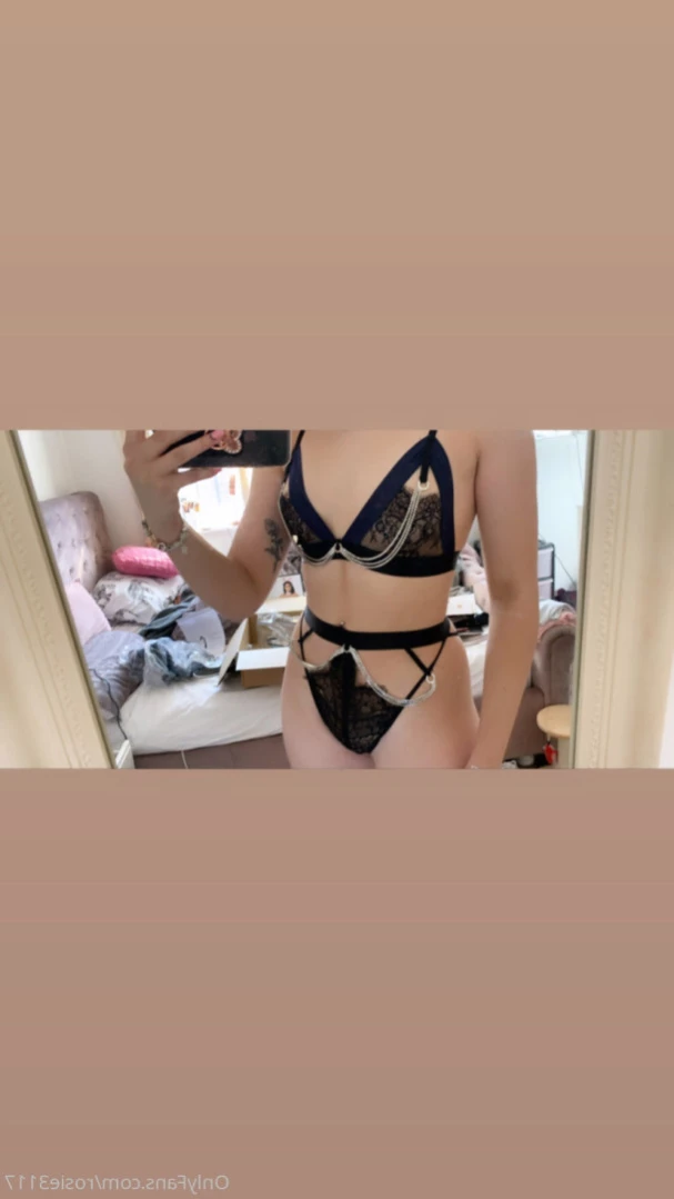 Rose🌹 [ wegfiiqvfvifiw ] Onlyfans leaked photo 16396680 on Hotleaks.tv