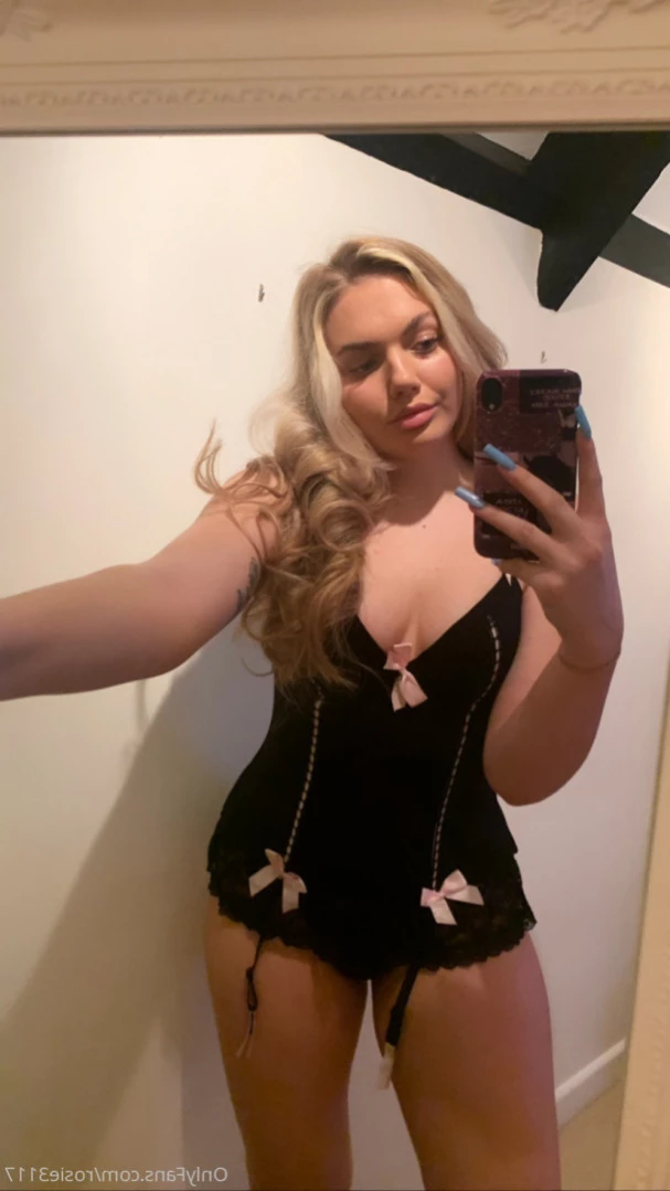 Rose🌹 [ wegfiiqvfvifiw ] Onlyfans leaked photo 16396776 on Hotleaks.tv