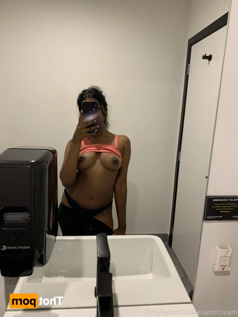 COOKIES &amp; CREAM [ cookiesandcream333x ] Onlyfans leaked photo 15732017 on Hotleaks.tv