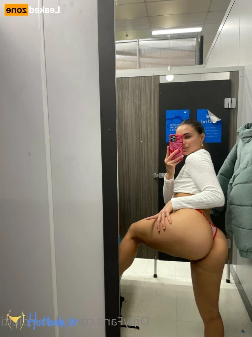 Ella Nicoletti [ ellanicoletti ] Onlyfans leaked photo 14159140 on Hotleaks.tv