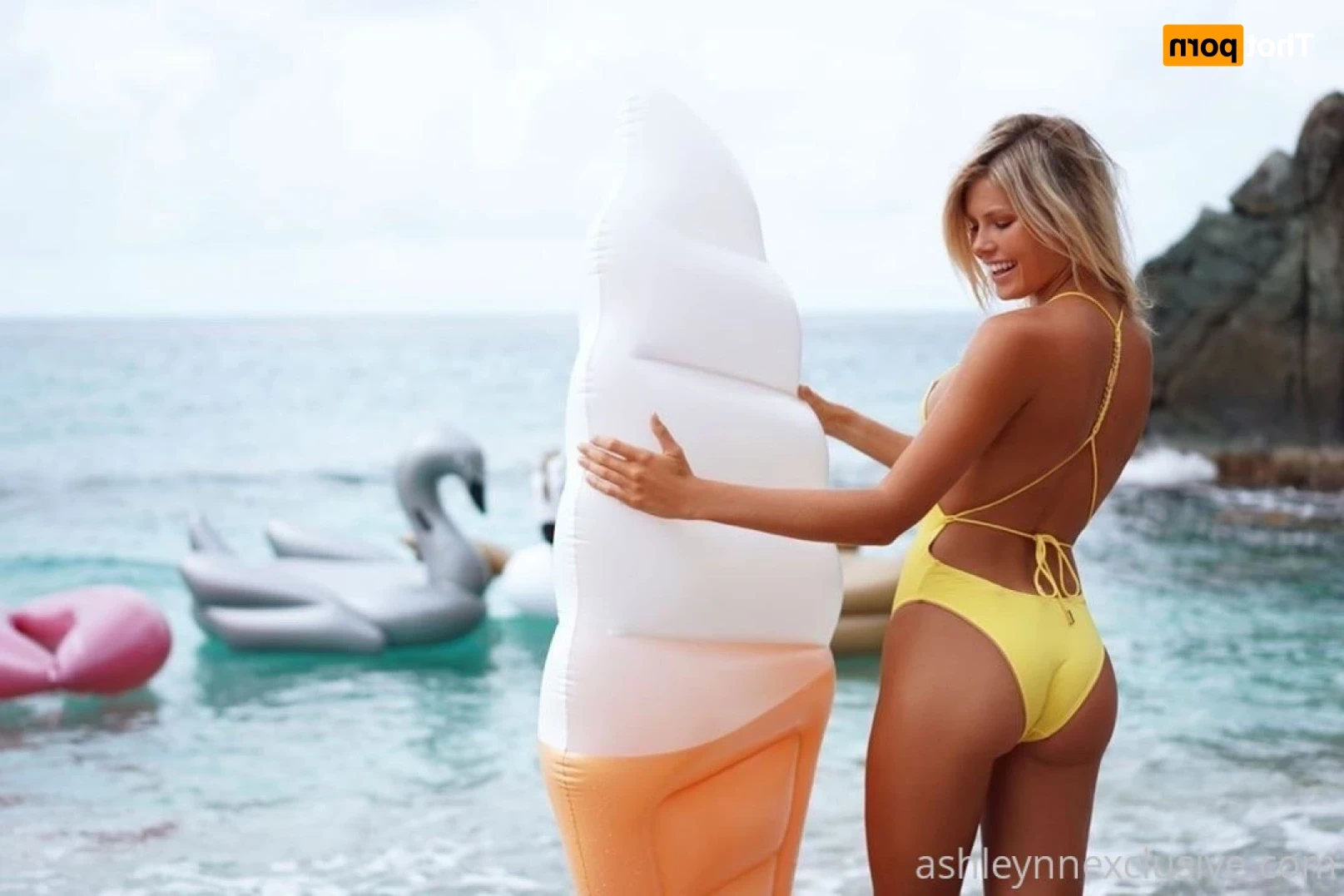 ⭐️𝗔𝘀𝗵𝗹𝗲𝘆 𝗦𝗼𝘂𝘁𝗵𝗲𝗿𝗻 𝗕𝗲𝗹𝗹𝗲⭐ 🇺🇸🎙️📺👙Lets chat [ ashleysouthernbelletv ] Onlyfans leaked photo 13999619 on Hotleaks.tv