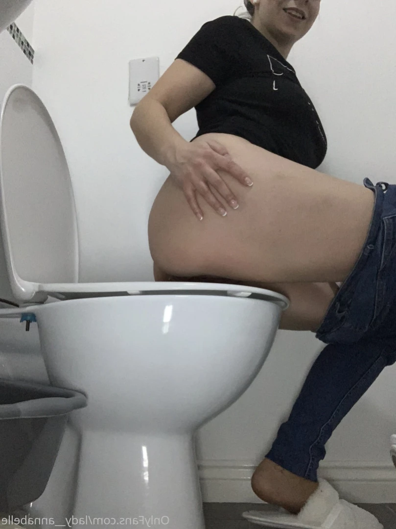 Lady Annabelle [ lady__annabelle ] Onlyfans leaked photo 12449298 on Hotleaks.tv