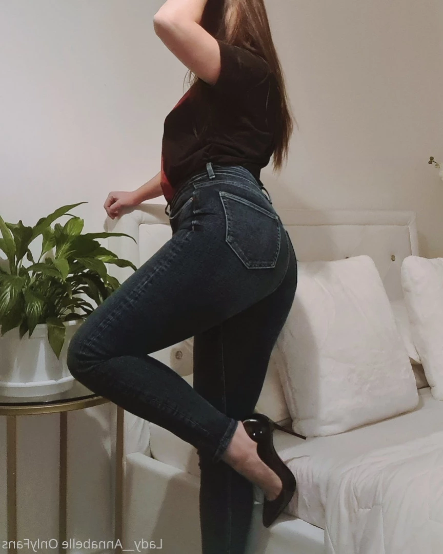 Lady Annabelle [ lady__annabelle ] Onlyfans leaked photo 12457649 on Hotleaks.tv