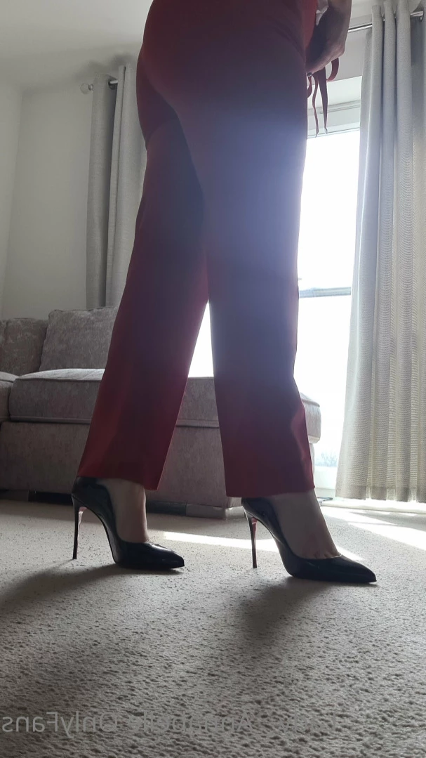 Lady Annabelle [ lady__annabelle ] Onlyfans leaked photo 12457939 on Hotleaks.tv