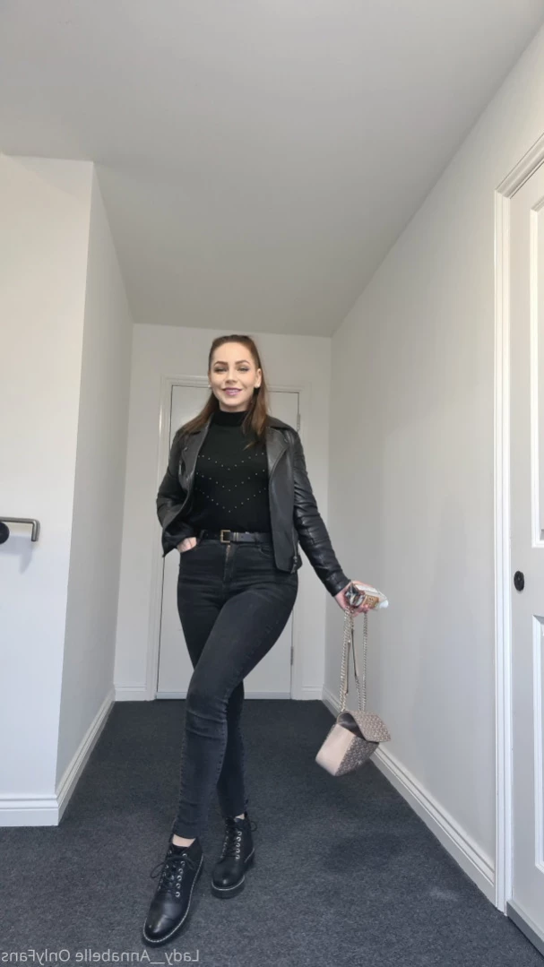 Lady Annabelle [ lady__annabelle ] Onlyfans leaked photo 12473147 on Hotleaks.tv