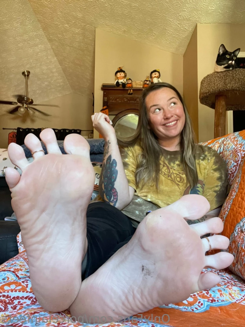 Porcelain Goddess [ porcelainfeets ] Onlyfans leaked photo 10902479 on Hotleaks.tv