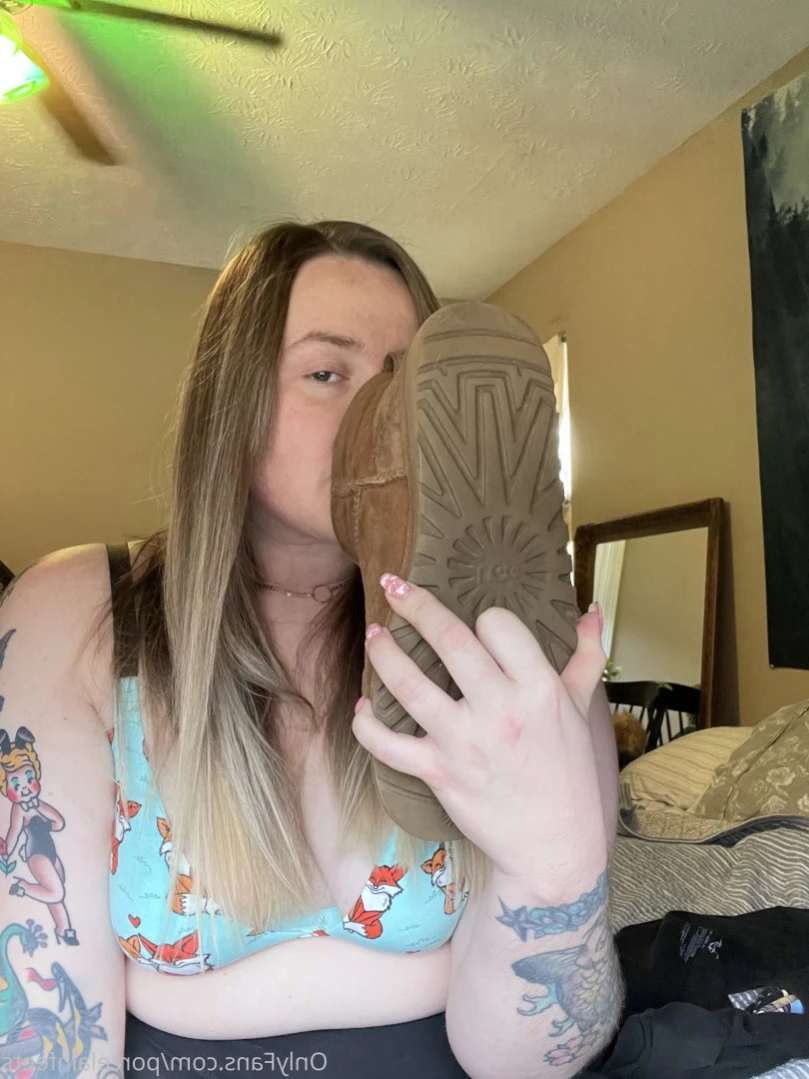 Porcelain Goddess [ porcelainfeets ] Onlyfans leaked photo 12067837 on Hotleaks.tv