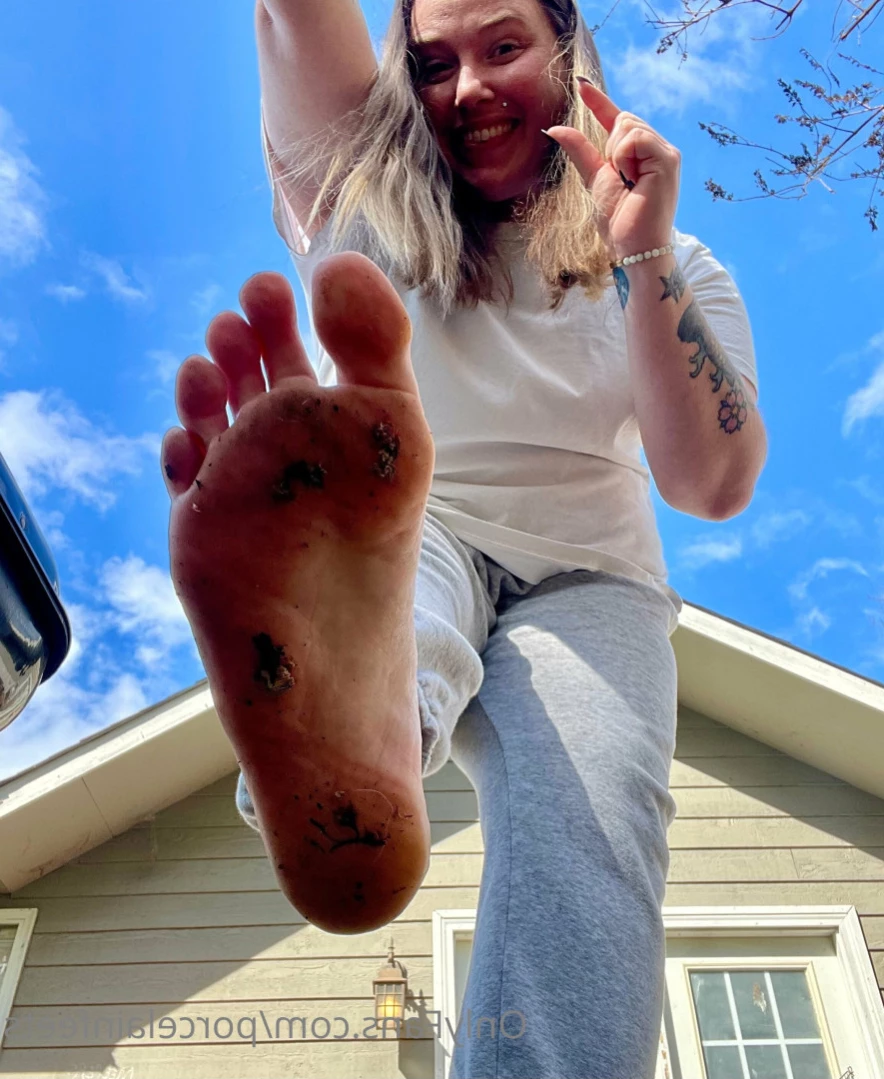 Porcelain Goddess [ porcelainfeets ] Onlyfans leaked photo 12068324 on Hotleaks.tv