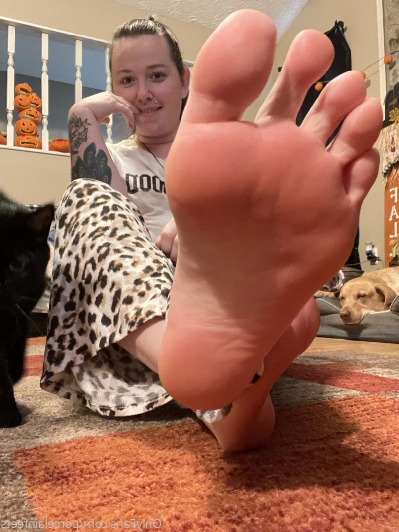 Porcelain Goddess [ porcelainfeets ] Onlyfans leaked photo 12089928 on Hotleaks.tv