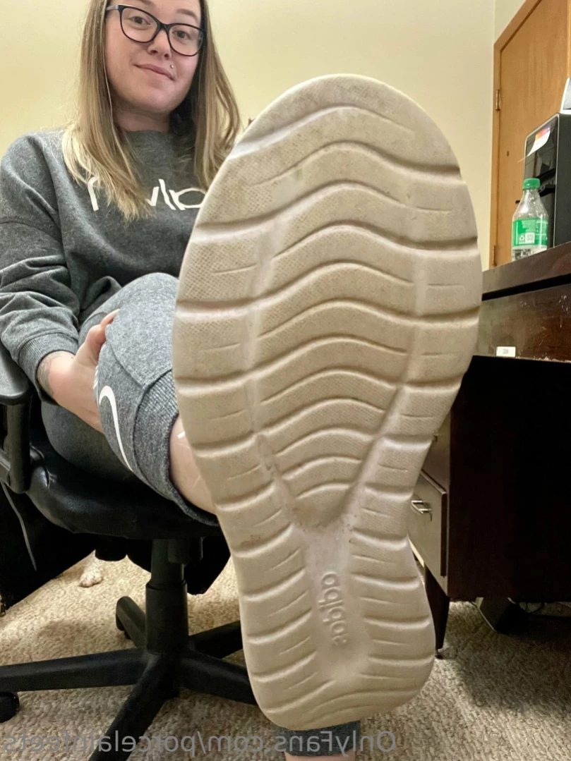 Porcelain Goddess [ porcelainfeets ] Onlyfans leaked photo 12262981 on Hotleaks.tv