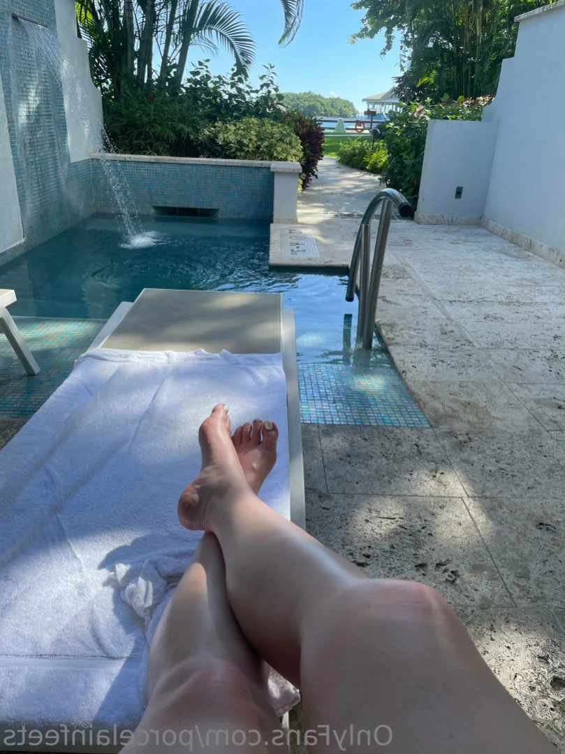 Porcelain Goddess [ porcelainfeets ] Onlyfans leaked photo 12263458 on Hotleaks.tv
