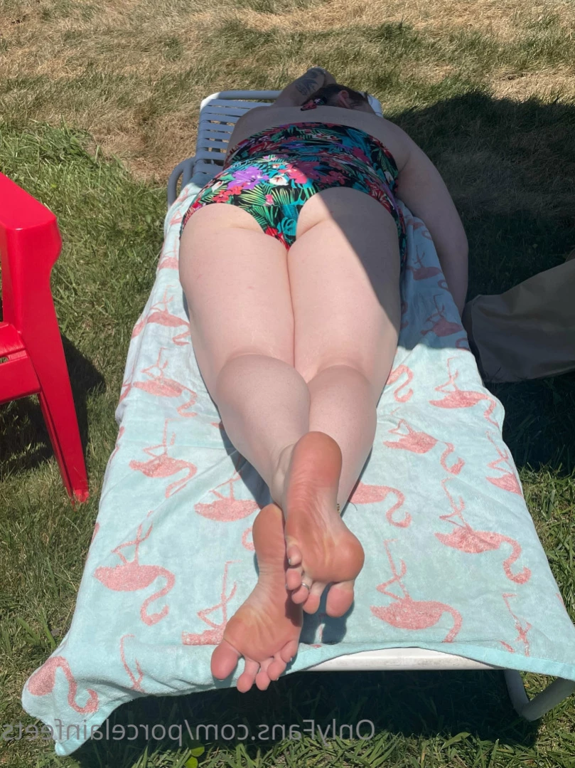 Porcelain Goddess [ porcelainfeets ] Onlyfans leaked photo 12266234 on Hotleaks.tv