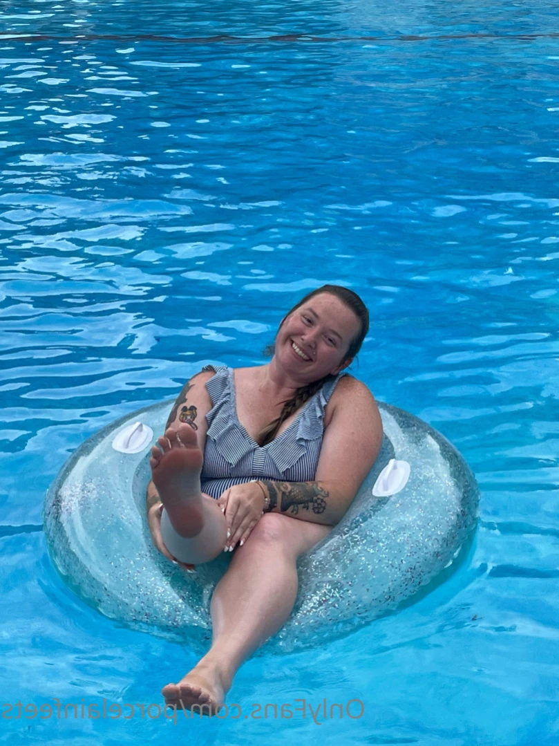 Porcelain Goddess [ porcelainfeets ] Onlyfans leaked photo 12270321 on Hotleaks.tv