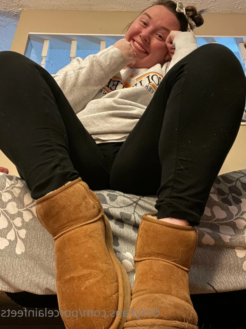 Porcelain Goddess [ porcelainfeets ] Onlyfans leaked photo 12271472 on Hotleaks.tv