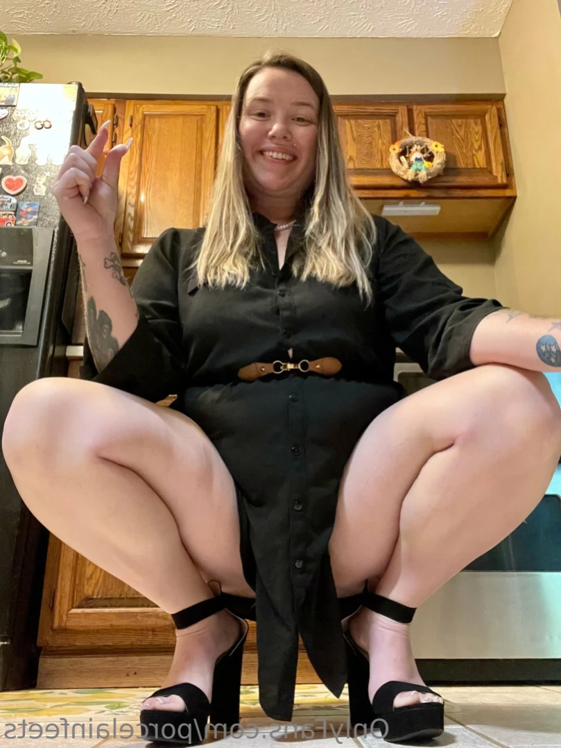 Porcelain Goddess [ porcelainfeets ] Onlyfans leaked photo 12271742 on Hotleaks.tv