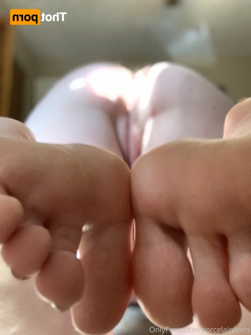Porcelain Goddess [ porcelainfeets ] Onlyfans leaked photo 12278538 on Hotleaks.tv