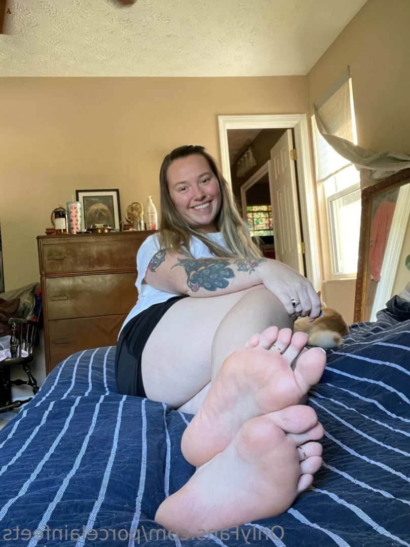 Porcelain Goddess [ porcelainfeets ] Onlyfans leaked photo 12284690 on Hotleaks.tv