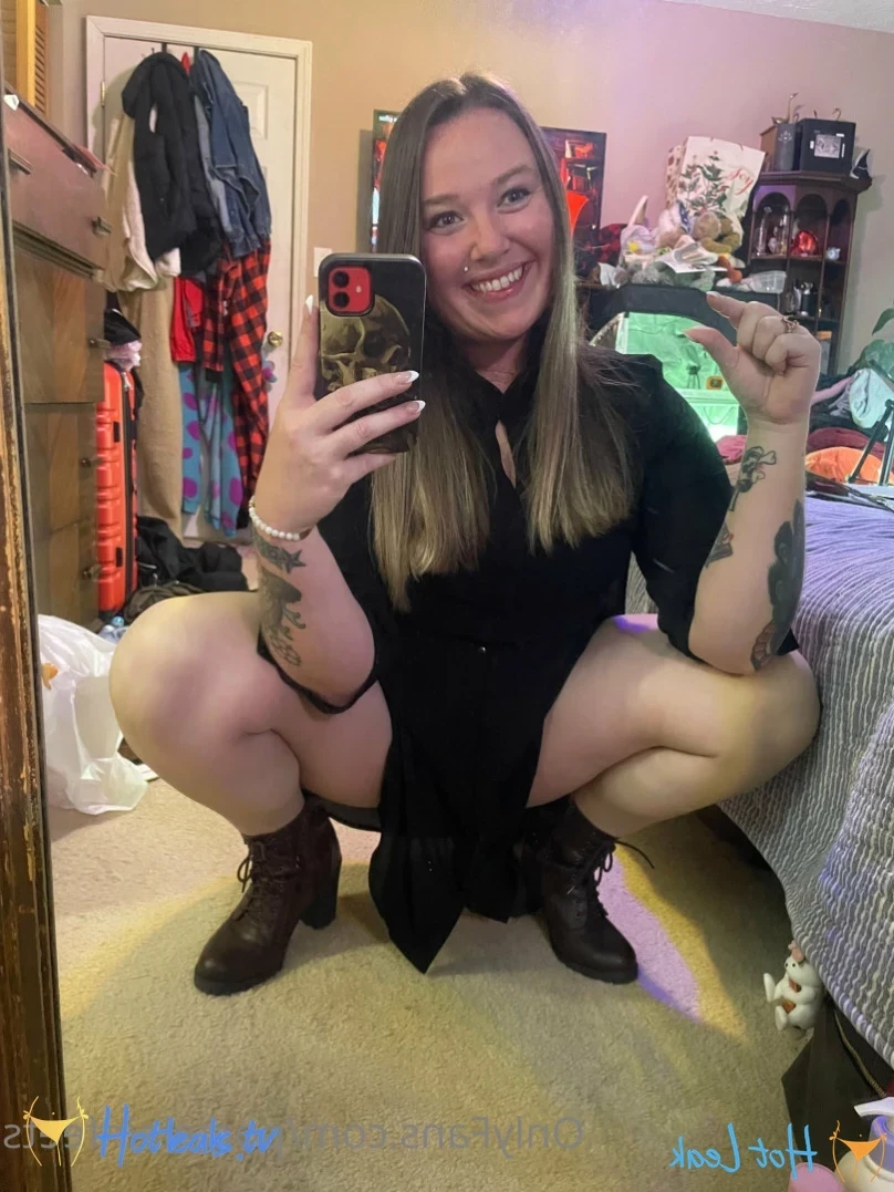 Porcelain Goddess [ porcelainfeets ] Onlyfans leaked photo 12285456 on Hotleaks.tv