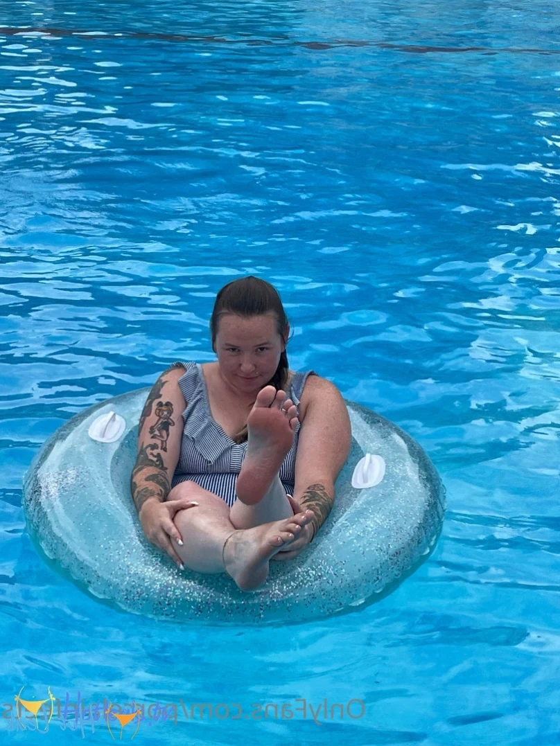 Porcelain Goddess [ porcelainfeets ] Onlyfans leaked photo 12285806 on Hotleaks.tv