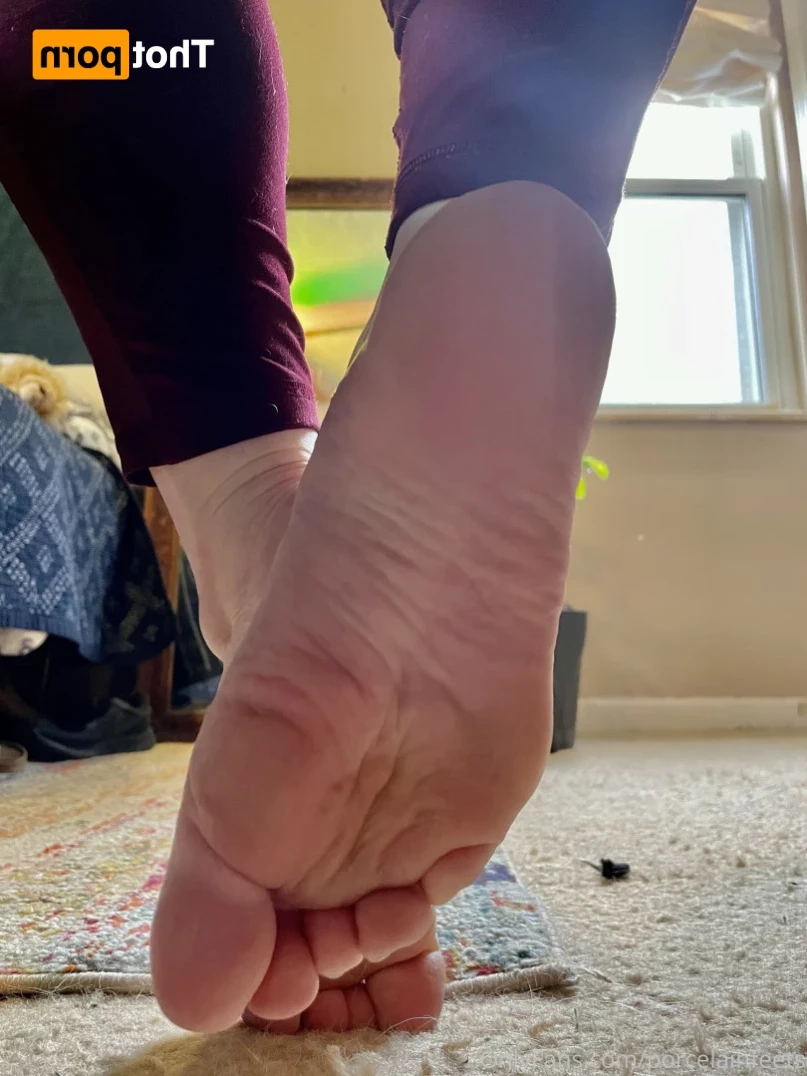 Porcelain Goddess [ porcelainfeets ] Onlyfans leaked photo 12289144 on Hotleaks.tv