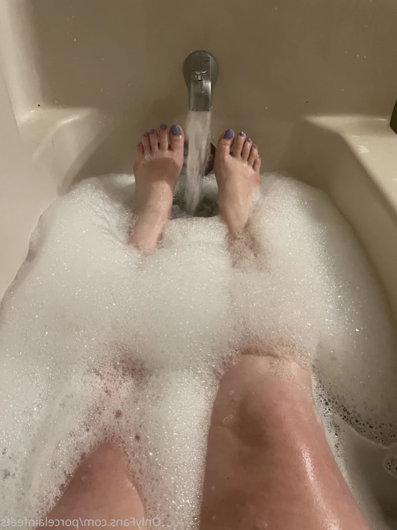 Porcelain Goddess [ porcelainfeets ] Onlyfans leaked photo 12319118 on Hotleaks.tv