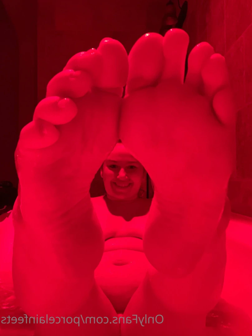 Porcelain Goddess [ porcelainfeets ] Onlyfans leaked photo 12319264 on Hotleaks.tv