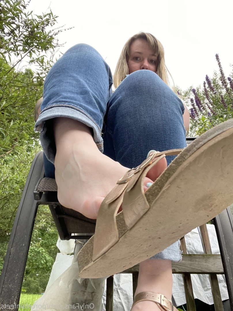 Porcelain Goddess [ porcelainfeets ] Onlyfans leaked photo 12793341 on Hotleaks.tv