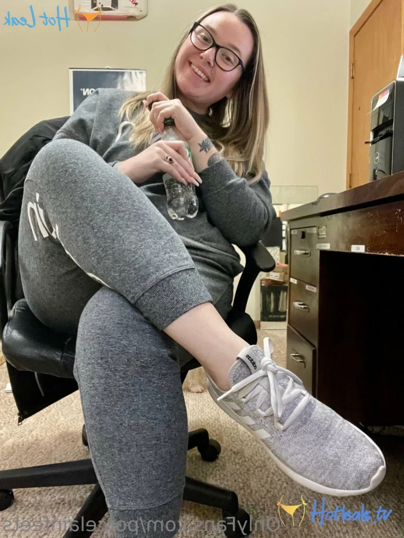 Porcelain Goddess [ porcelainfeets ] Onlyfans leaked photo 12845241 on Hotleaks.tv