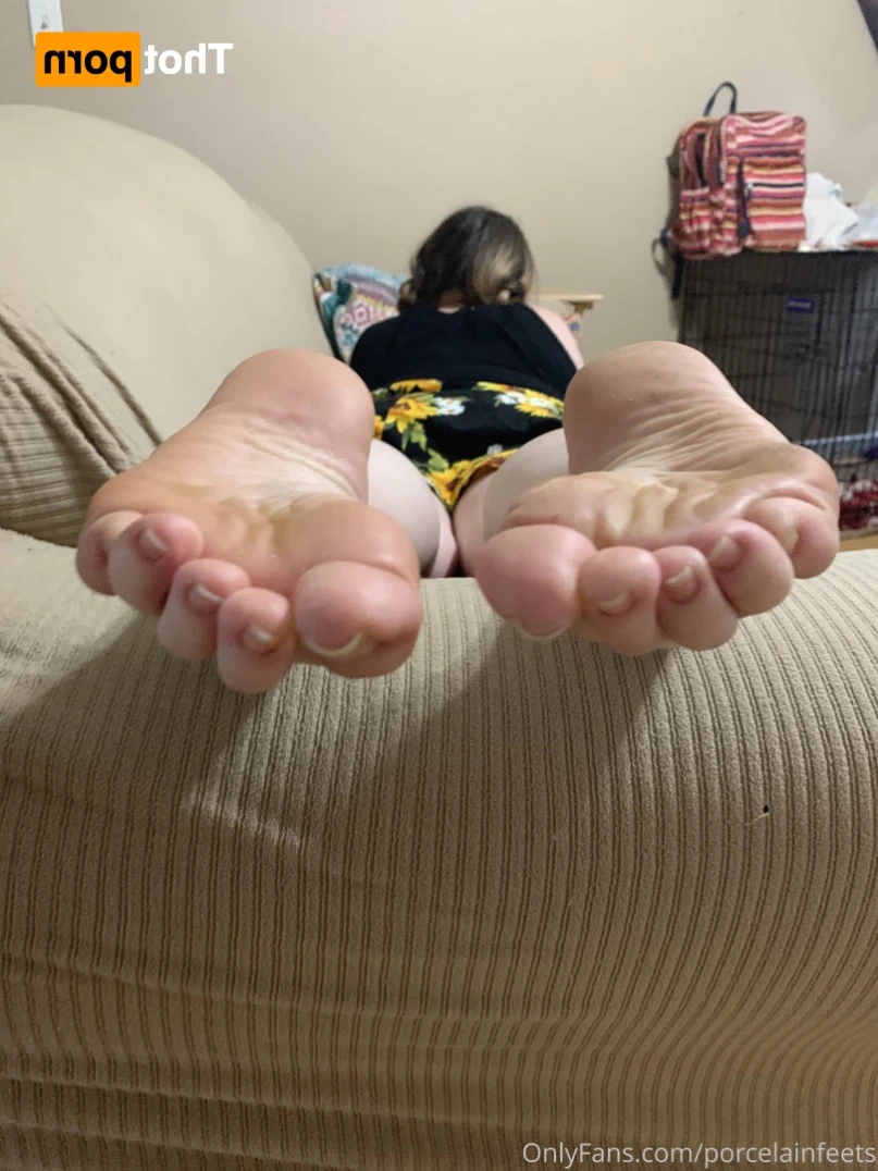 Porcelain Goddess [ porcelainfeets ] Onlyfans leaked photo 13102620 on Hotleaks.tv