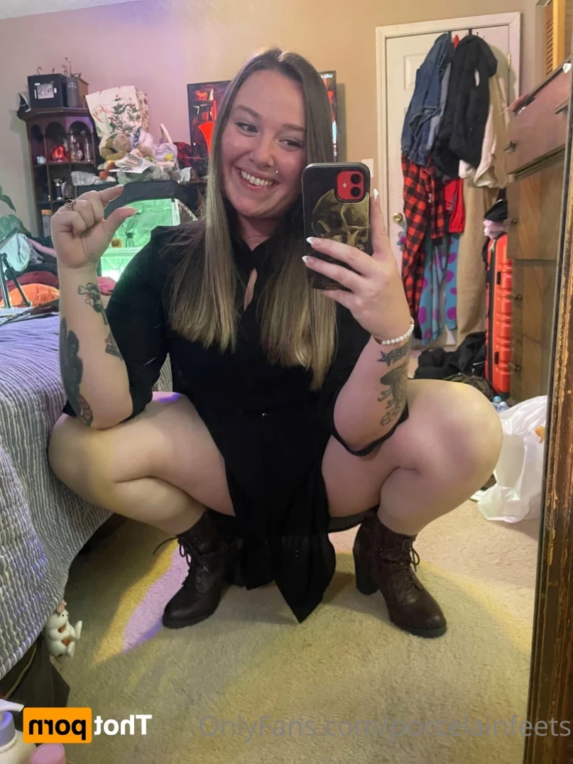 Porcelain Goddess [ porcelainfeets ] Onlyfans leaked photo 13717099 on Hotleaks.tv