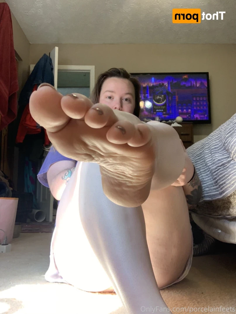Porcelain Goddess [ porcelainfeets ] Onlyfans leaked photo 13877168 on Hotleaks.tv