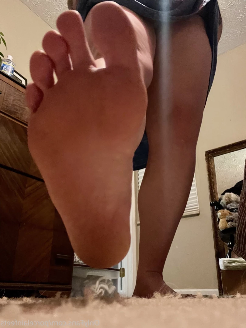 Porcelain Goddess [ porcelainfeets ] Onlyfans leaked photo 14119049 on Hotleaks.tv