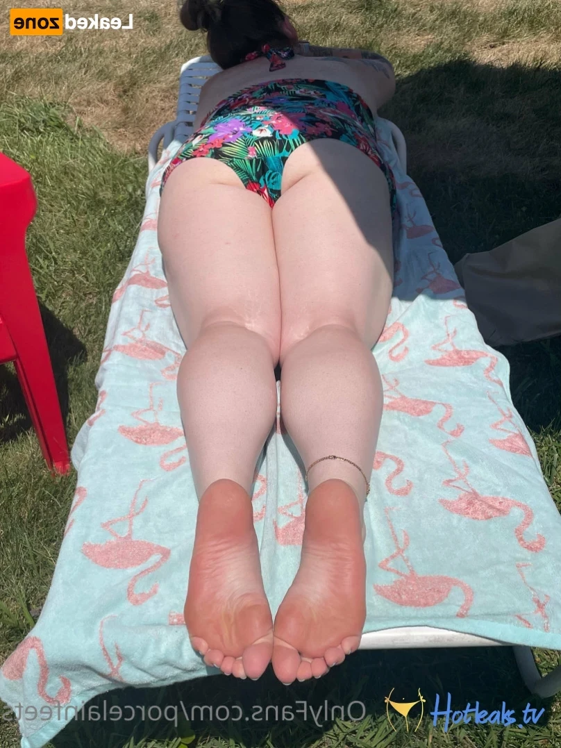 Porcelain Goddess [ porcelainfeets ] Onlyfans leaked photo 15659535 on Hotleaks.tv