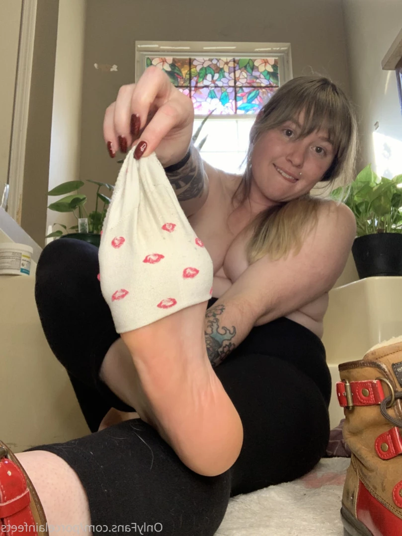 Porcelain Goddess [ porcelainfeets ] Onlyfans leaked photo 15893058 on Hotleaks.tv