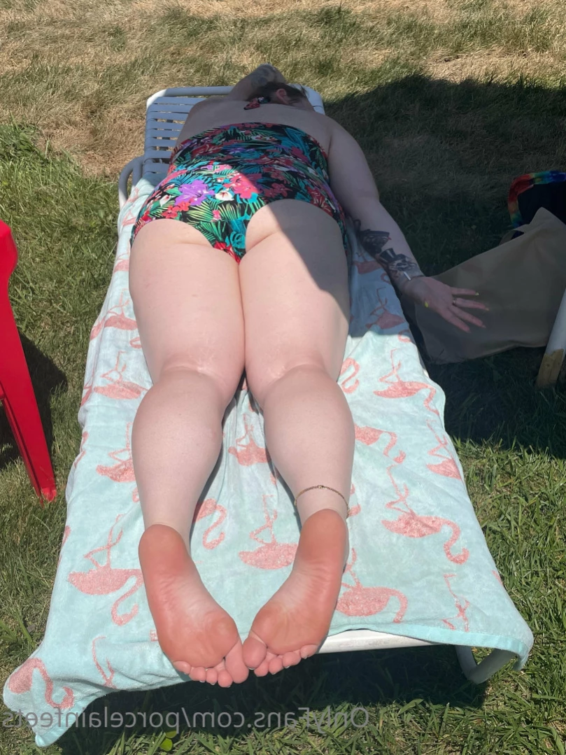 Porcelain Goddess [ porcelainfeets ] Onlyfans leaked photo 15962978 on Hotleaks.tv